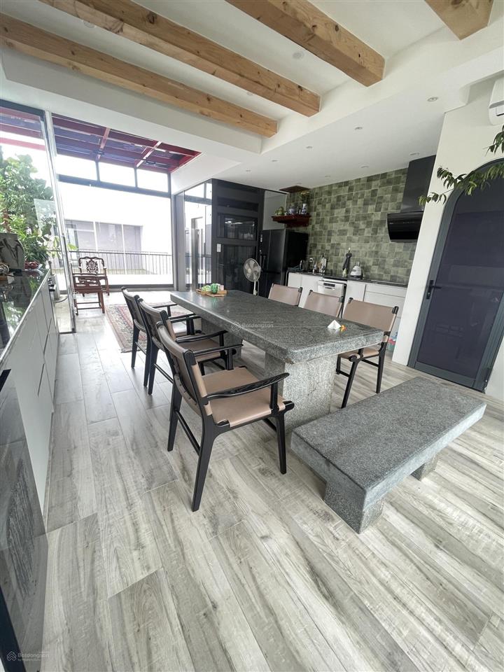 Bán bt 4pn, 5wc, 80m2 tại phố biển, vinhomes ocean park 3, giá 14 tỷ vnd