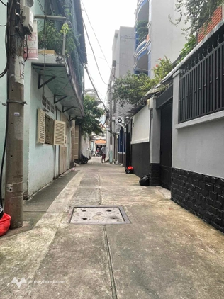 Hẻm xe hơi khu vip phú nhuận ngay Hồ Biểu Chánh giao Huỳnh Văn Bánh, 63m2, 4 tầng, 6 phòng ngủ, hoàn công đủ 10,2 tỷ