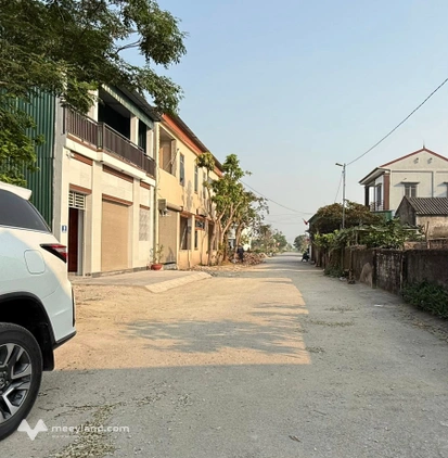 Bán lô góc đường 8m thông, đất sát uỷ ban phường Vinh Hưng, giá 2.5 tỷ