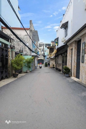 Bán nhà 2 tầng tại Quang Trung, Gò Vấp, hẻm xe hơi, 55m2, giá 6,9 tỷ