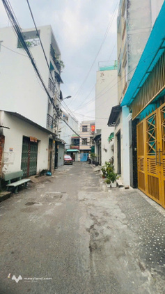 Nhà hẻm xe hơi 6m thông 63m2, 3 tầng, ngang 4m - Giá cực sốc chỉ 7.8 tỷ