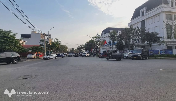 Bán 40m2 Tiên Dương - mặt ngõ ô tô tránh - 5 phút trục Võ Nguyên Giáp