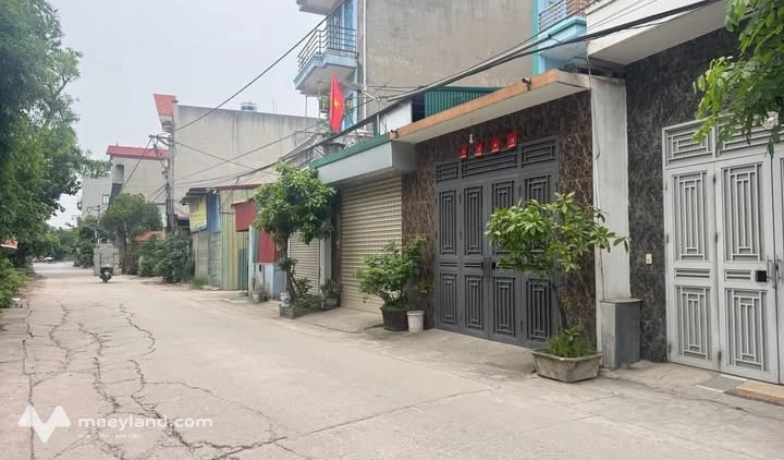 Bất Động Sản vị trí đắc địa trên mặt phố Phú Lương sầm uất, Hà Nội