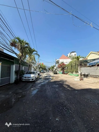 Nhà 3 tầng Nguyễn Thị Định, Nha Trang, sẵn sổ hồng, giá 4.98 tỷ