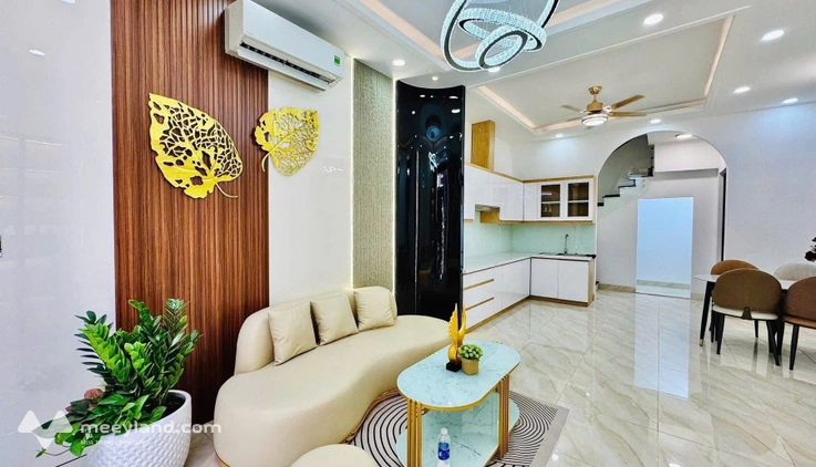 Bán nhà hẻm Dương Quảng Hàm, Gò Vấp, 4 tầng, 4 phòng ngủ, giá chỉ 5 tỷ