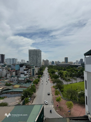 Bán tòa nhà phố Đồng Me, 188m2 - 10 tầng - thang máy - 50 phòng khép kín