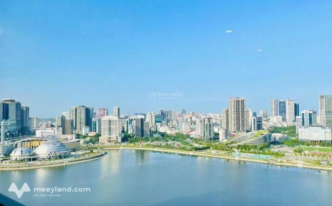 Bán căn hộ góc 4 phòng ngủ, Vinhomes Skylake – view trọn hồ điều hòa