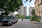 Ngọc Thuỵ - lô góc - ô tô chạy vòng quanh - gần Khai Sơn City