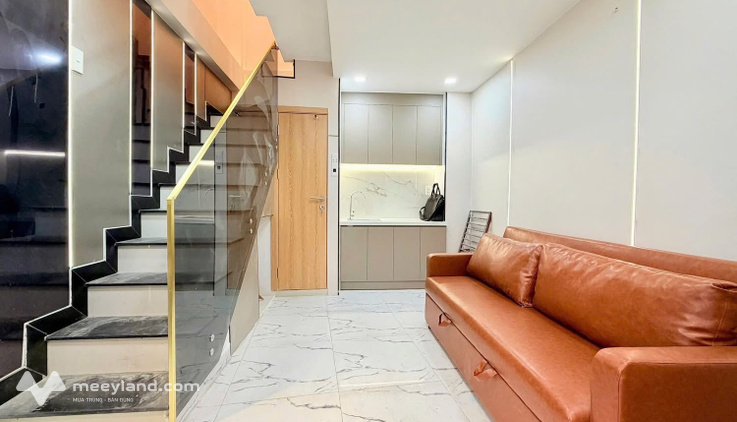 Nguyễn Thái Sơn thông Phạm Văn Đồng, 53m2, giá 2,31 tỷ, vị trí nhà mới