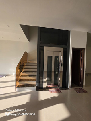 Bán nhà Khu đô thị Linh Đàm, Hoàng Mai, thang máy, ô tô, vỉa hè, diện tích 60m2, mặt tiền 5m, giá 25.6 tỷ