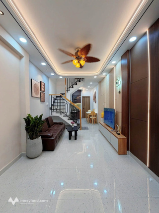 Khu Phan Xích Long, full nội thất 41m2, 3 phòng ngủ, nhỉnh 5 tỷ
