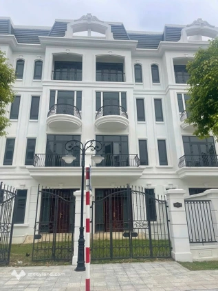 Bán liền kề thành phố Thanh Hóa, tỉnh Thanh Hóa, giá 8 tỷ