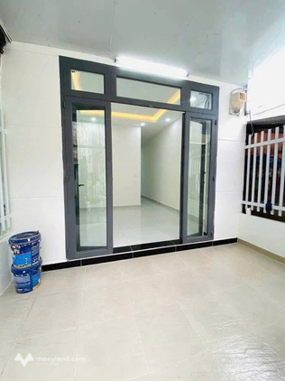 Bán nhà còn mới gần chợ Lái Thiêu, 56m², full thổ cư