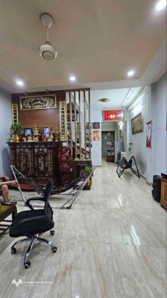 Mặt tiền kinh doanh Hoàng Xuân Nhị, 105m2, ngang 5.2m, 3 tầng, 3 ngủ, kinh doanh ngày đêm, chỉ 12.7 tỷ