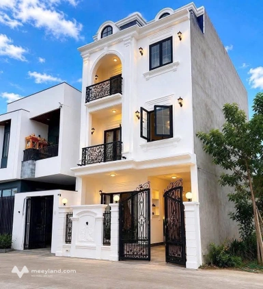 Bán nhà 3 tầng đẹp gần khu quy hoạch Ngọc Anh, thành phố Huế