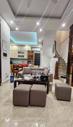 Bán nhà Trương Định, Hai Bà Trưng, gần phố, đường rộng thoáng