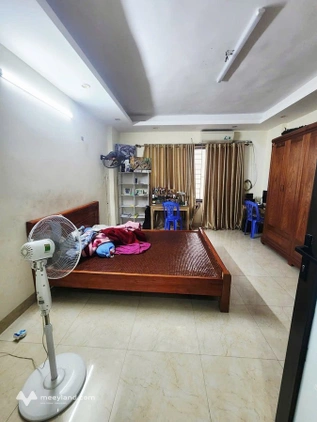 Bán nhà Thanh Lân, Hoàng Mai, diện tích 34m2, mặt tiền 4.3m, 5 tầng, giá 4.99 tỷ