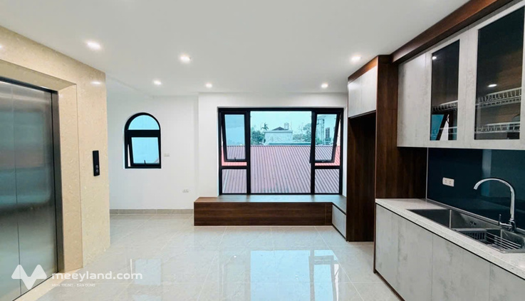 Nhà đẹp tại Phúc Lợi, vị trí lô góc cực thoáng, thiết kế hiện đại