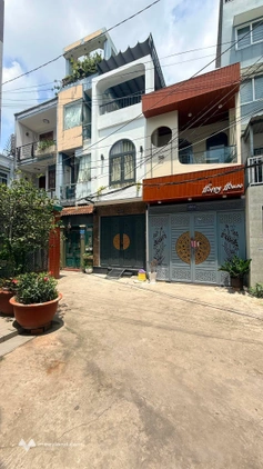 Siêu phẩm gần khu sân bay - công viên Gia Định - full nội thất - 3 tầng - 3 phòng ngủ - hẻm trước nhà 7m - 6,05 tỷ