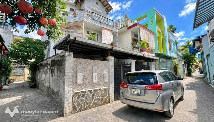 Siêu phẩm nhà lô góc 2 mặt tiền hẻm xe hơi đường Quang Trung