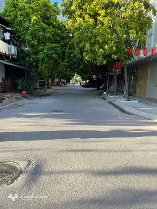 Bán nhà phân lô Dương Nội, Hà Đông, vỉa hè rộng, kinh doanh tốt