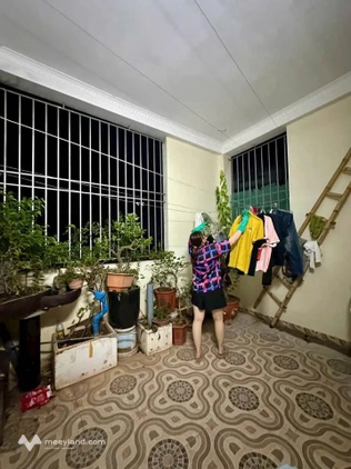 Bán nhà 3 tầng lô góc ngõ 79 Lộc Vượng, thông sang Cầu Đông