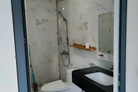 Chính chủ cho thuê văn phòng DT 80m2 chia sẵn 2 phòng đẹp.