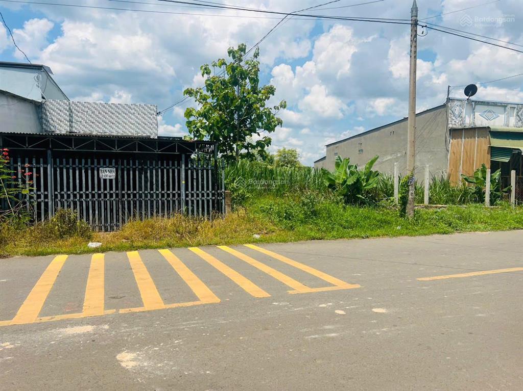 Cần bán lô đất định quán 138,6m² mặt tiền đường nhựa phù hợp nhà vườn 620 triệu