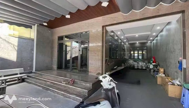 Biệt thự Tân Phong, 8,25m mặt tiền, 4 phòng ngủ, sổ riêng