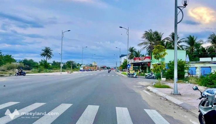 Bán đất mặt tiền đường Ngô Gia Tự nối dài – gần đường Thống Nhất