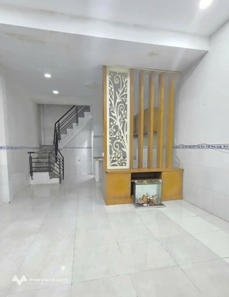 Nhà rộng sạch thoáng, gần Đại học Ngoại Thương Sơn Kỳ, 3.6 tỷ