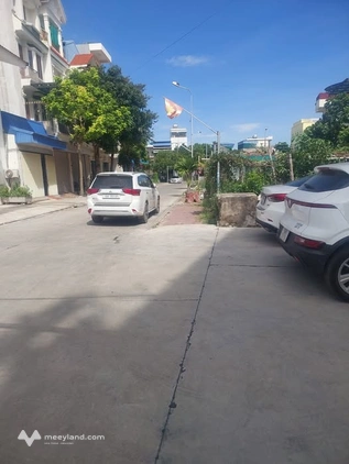 Bán đất khu vực trung tâm Trần Hưng Đạo, Nam Định, gần hồ Truyền Thống và hồ Hàng Nan thoáng mát