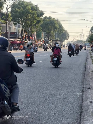Bán nhà mặt tiền buôn bán kinh doanh nhựa chính 20m tại khu công nghiệp Mỹ Phước 3, Bến Cát, thành phố Hồ Chí Minh