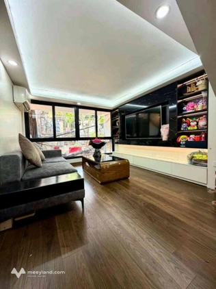 Bán nhà Tôn Đức Thắng, 25m2, 5 tầng, giá 6,5 tỷ