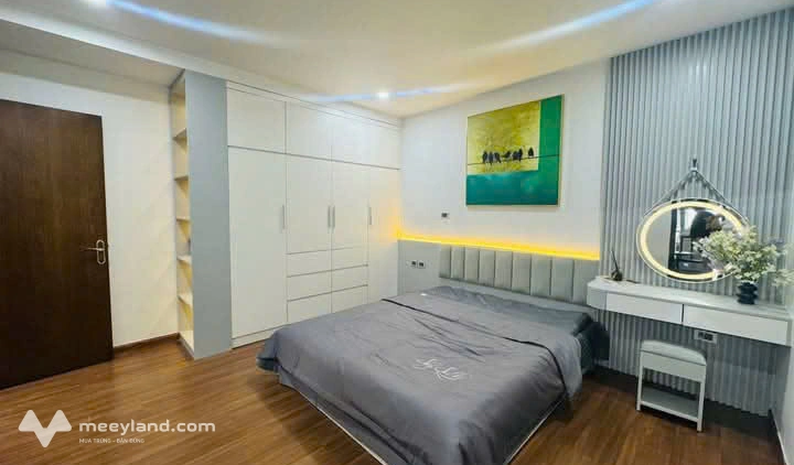 Tôi có căn hộ chung cư Nam Cường đường Hoàng Quốc Việt – 93m2 ( 3PN) – 8 tỷ.