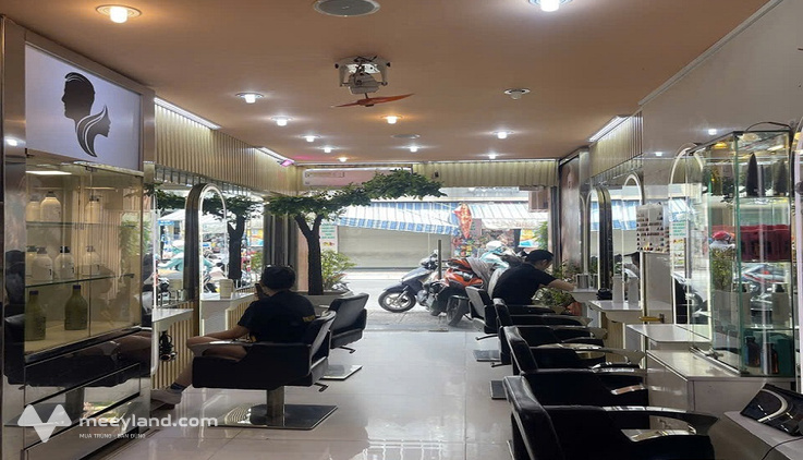 Bán nhà mặt tiền kinh doanh Huỳnh Văn Bánh, Phú Nhuận, 52m2, 4 tầng, có dòng tiền, giá rẻ