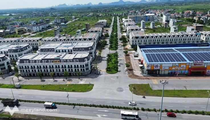 Cần bán lô đất hàng đẹp A6, khu đô thị sau Vincom Uông Bí