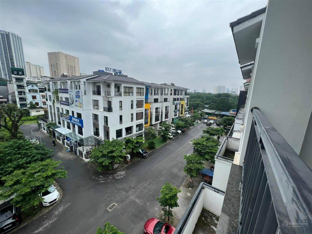 Chính chủ gửi bán gấp căn liền kề 80m2 hoàng thành villas giá rẻ nhất thị trường, sẵn sổ đỏ gd ngay