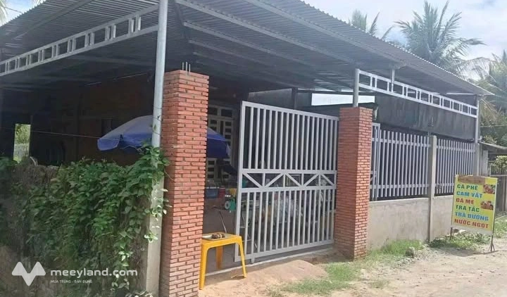 Bán nhà và đất tại Nhuận Phú Tân, Mỏ Cày Bắc, Bến Tre cũ, diện tích 500m2, đường xe tải, dân cư đông, giá 850 triệu