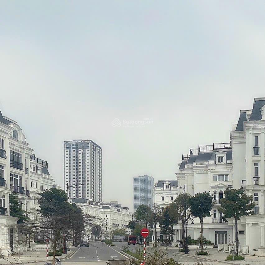 Cần bán gấp căn góc shophouse đường lê quang đạo da louis city đại mỗ, dt 120m2 0983 080 ***
