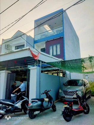 Nhà 3 tầng phường Hoàng Diệu dân xây ô tô để trong nhà