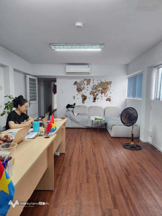 Toà nhà văn phòng cho thuê Nam Phương Số 68 - 70 Hoàng Diệu, P13, Quận 4