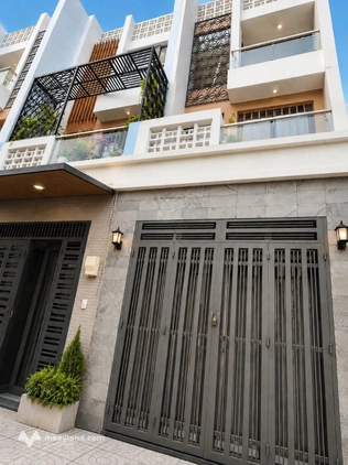 Bán nhà hẻm Hồ Văn Tư, Thủ Đức 1 trệt, 2 lầu, diện tích 40m2, giá tốt
