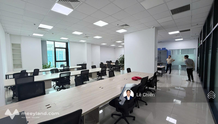 CĐT cho thuê văn phòng 300m2 (cắt tối thiểu 120m2) Roman Plaza Tố Hữu bàn giao nội thất đầy đủ