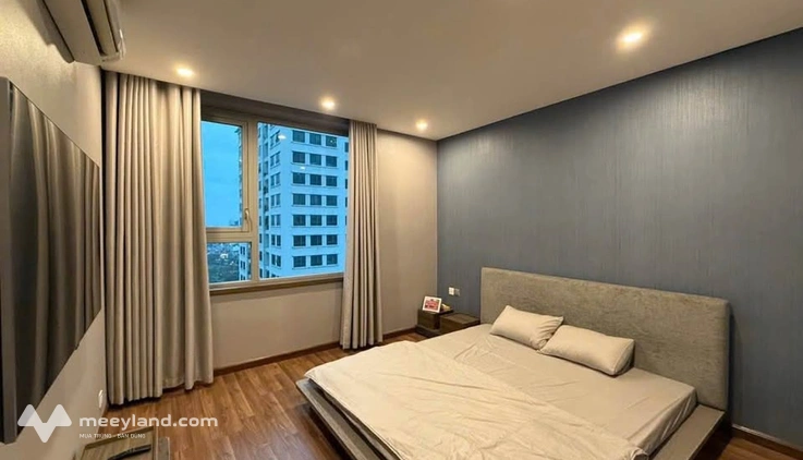 Bán gấp căn hộ chung cư phường Nghĩa Đô – 93m2 (3 ngủ) – Giá 8 tỷ - Căn góc