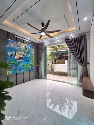 Bán nhà 3 tầng xây mới, ngõ Văn Cao, bên cạnh trường tiểu học Lộc An