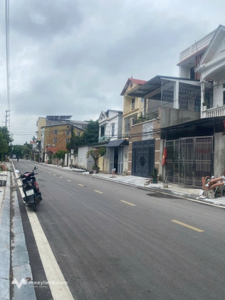 Bán nhanh lô đất đẹp trục chính kinh doanh phố Quang Trung, Hội Hợp