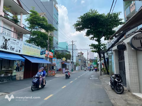 Mặt tiền Nguyên Hồng – quỹ đất 225m² – nở hậu 11,5m – đối diện Fpt Academy – giá chỉ 35 tỷ