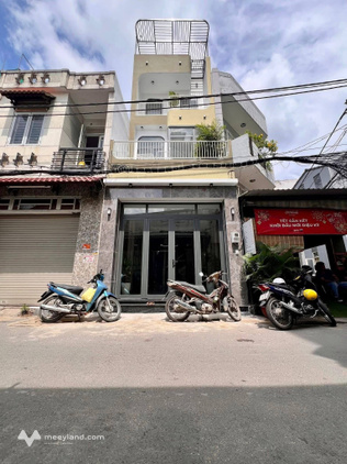 Bán nhà 1 Sẹc Phạm Văn Chiêu, Phường An Hội Tây, diện tích 4m x 16m, 4 tầng, giá 10,8 tỷ