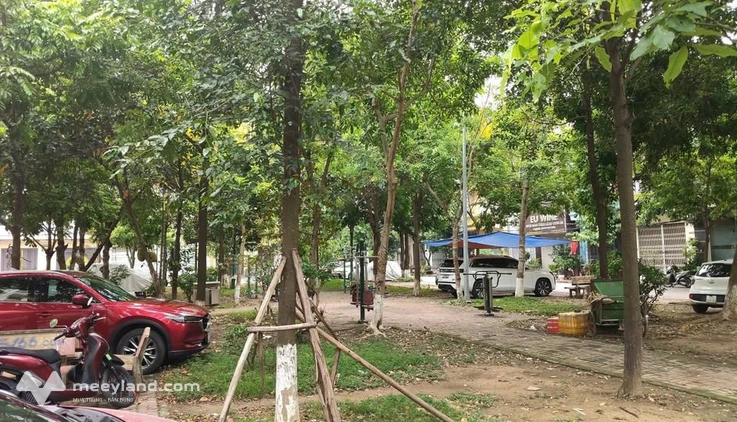 Bán lô đất nhìn vườn hoa phố Nguyễn Long Bảng, Đại Phúc, thành phố Bắc Ninh